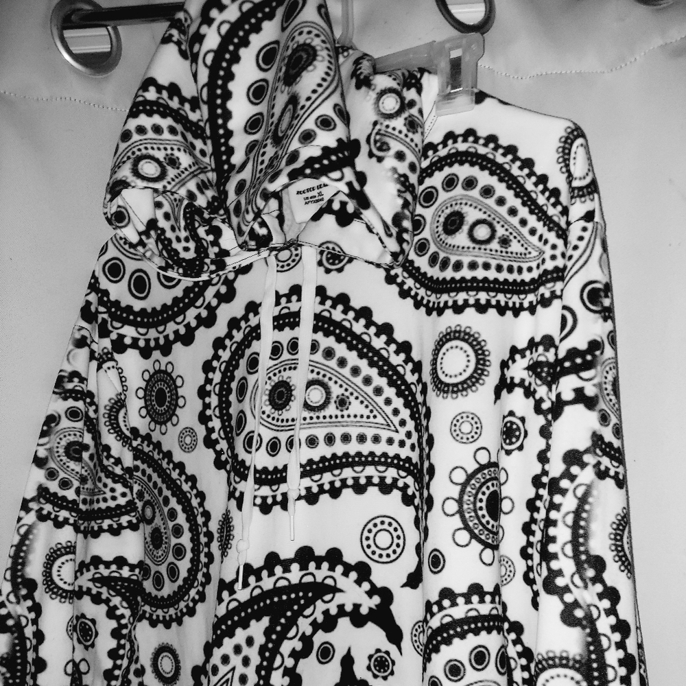 Zootop bear sweatshirt. Black and white bandana theme.  XL